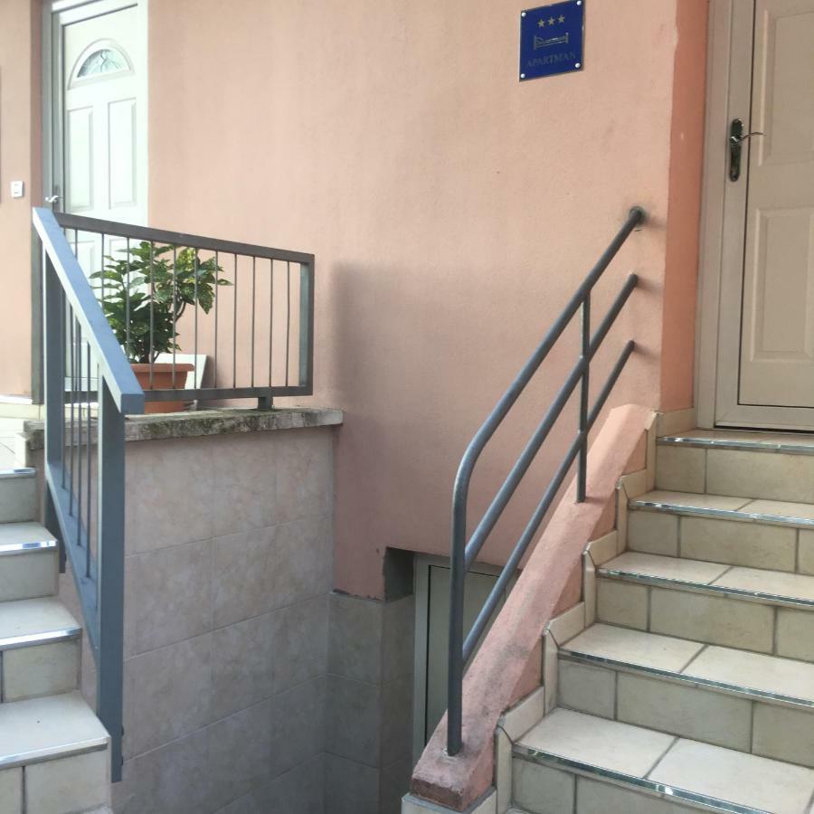 Eco Apartment Rijeka Bagian luar foto